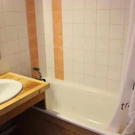 Appartement Résidence Zenith - 3 Personnes Au Coeur De La Station Skis Aux Pieds Mae-7766